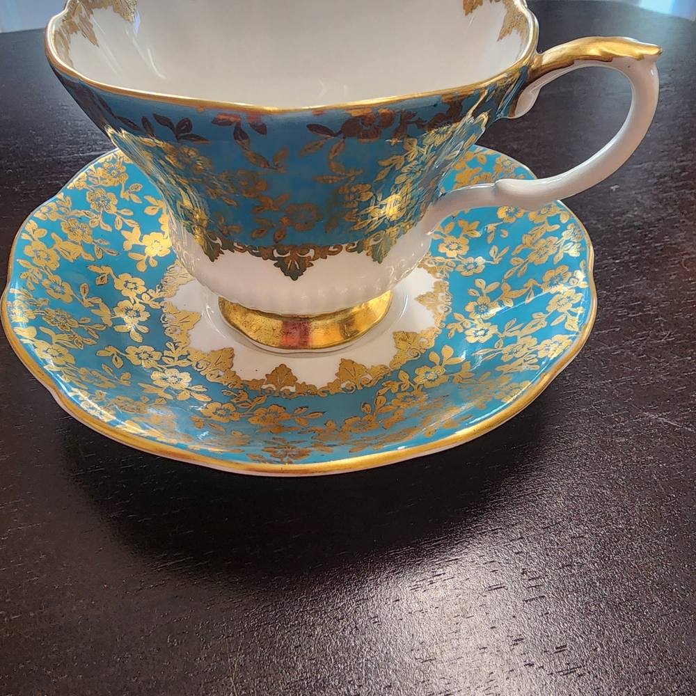 Royal Albert Cream Bone China Plate with Brown Crown Backstamp